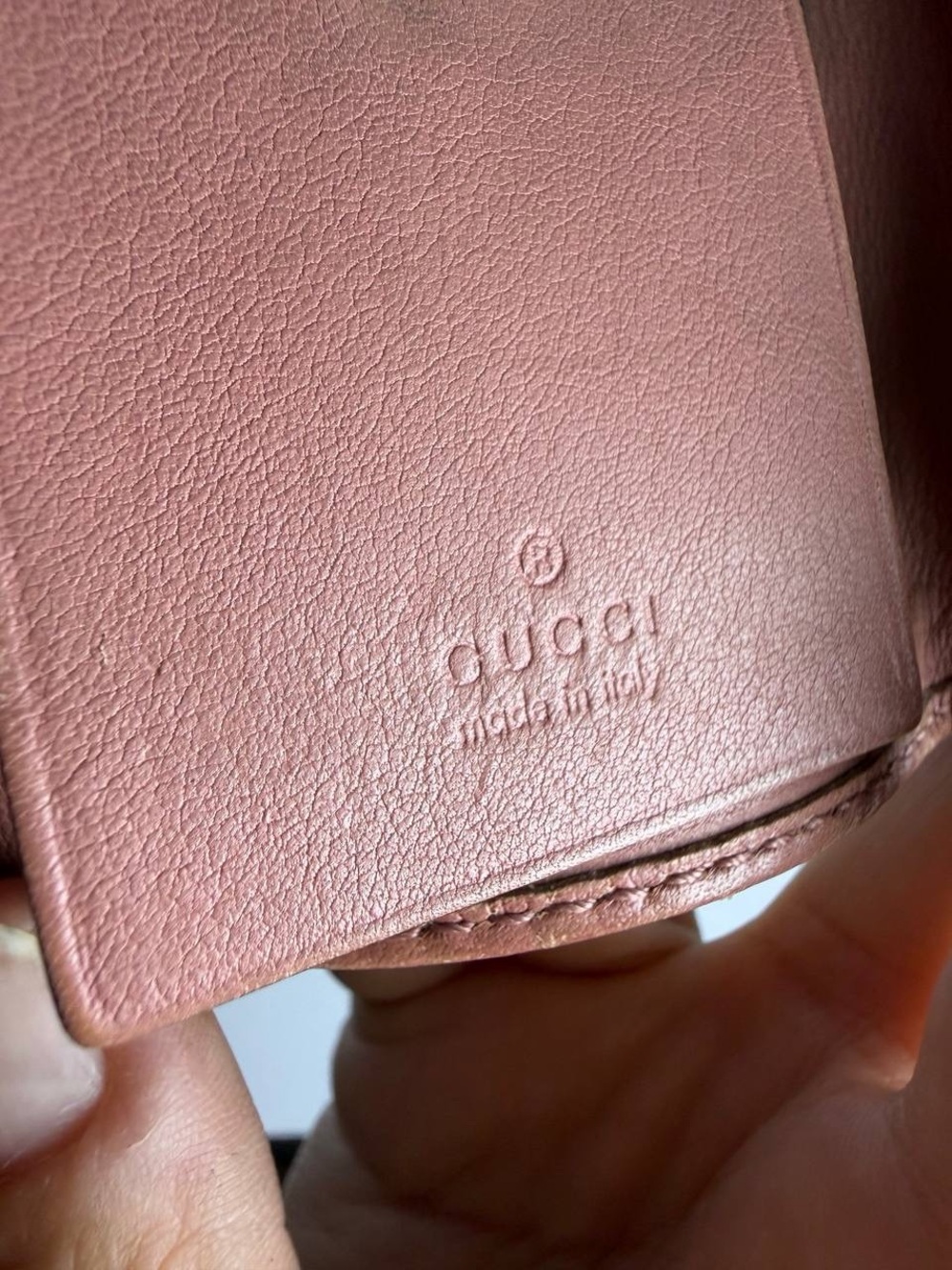 Gucci GG Guccissima Interlocking G Charm Pink Wallet - Picture 10 of 13
